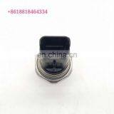 High Quality Oil Pressure Sensor 5WS40208, KA51-S01For Renault Clio Megane Scenic Laguna Mk3 Mk2 thumbnail-2
