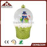Unique Cupcake Ornament Snow Globe With Snow Man Supplier's Choice