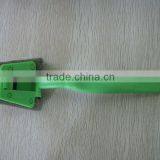 Scouring Pad With Handle thumbnail-1