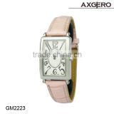 New design simple vogue hand watch for girls