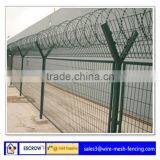 2015 hot sale Wholesale professional production barbed wire/ PVC Coated Barbed Wire For Security and Fencing