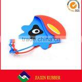 Hot Sale Triangle Bib Patterns Waterproof Soft Food Grade Silicone Baby Bib With Pocket thumbnail-3