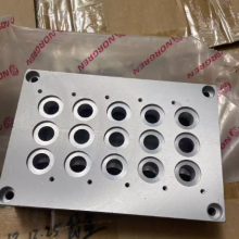 V61-B05, Norgren, V61 Series Solenoid Valve Manifold, 5-Way thumbnail-1