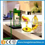 2016 Hot Sale Kitchen Appliance Convenient Home Mini Oil Mill Plant / Mini Oil Press thumbnail-2