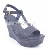 Latest Design China Cheap Women Shoes Summer Snake Print Wedge Buckle Sandals thumbnail-3