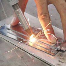 Hanma Laser Hot Sale Portable 1000W 1500W 2000W Hand Held Fiber Laser Welding Machine for Stainless Steel thumbnail-3