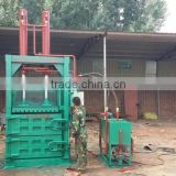 Hydraulic vertical balers for Plastic bottles, ring-pull can baling press machine XSYY-80T
