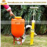 Manual Fertilizer Spraying Applicator Machines thumbnail-2