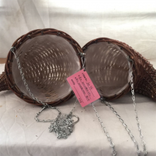 China Supplies High Quality Large Size Hand Woven Willow Basket With Handle thumbnail-2