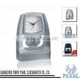 Pearl Pendulum Alarm Clock DE