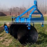 Cultivator plough for first tillage, strong soil cutting ability