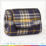 Factory Supply attractive style fold up picnic blankets with many colors