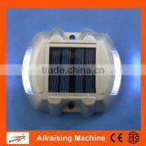 Aluminum Reflective LED Solar Road Stud thumbnail-3