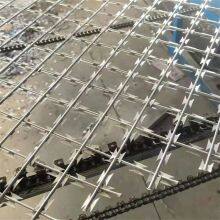 Double Concertina Razor Barbed Wire Galvanized Mesh Roll With Clips for High Security Fencing thumbnail-2