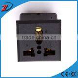 Output Universal Electric Plug