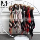 Hot Sale Fctory Direct Wool Cashmere Scarves With Raaccoon Fur Collar New Design Hand Knitted Shawl