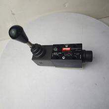 DG17V VICKERS Directional Control Valve DG17V-3-6C-60 thumbnail-2