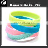 Pretty Cool Party Gifts High Quality Cheap Silicone Bracelet thumbnail-3