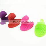 16043 Silicone Plate Clip for Plates Dishes for Microwave thumbnail-5