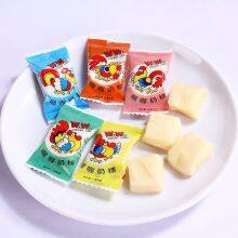 Chinese Old Brand WOWO Milk Cream Candy Soft Candy Chewy Toffee Candy thumbnail-2