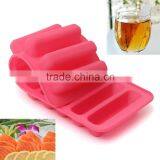 Red 10 Cavities Oblong Shaped Silicone Ice Cube Tray thumbnail-2