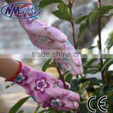 NMSAFETY 13g Flower Prtinted Polyester Liner Waterproof PU Garden Glove thumbnail-1