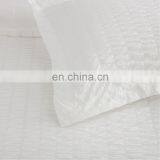 White Zipper Seersucker Microfibre Oversized Queen King Duvet Cover Set thumbnail-3