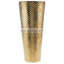 Aluminium Cast Flower Vase thumbnail-4