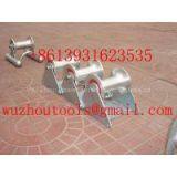 Edge/Corner Mount Manhole Lead In Cable Roller thumbnail-1