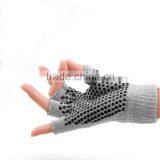 Factory Offer Wholesale Non -slip Pilates/yoga Gloves thumbnail-2