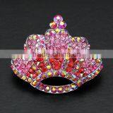 New Hollow Design Rose Brooches 2016 Gold Shine Crystal Rose Brooch for High End Party Dress thumbnail-6