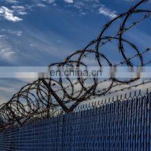 Anti-Climbing Bto-22 Coiled Barbed Wire 25M Mesh Fence Barbed Wire thumbnail-1