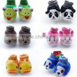 plush baby shoes/newborn baby shoes/infant baby toys rattle