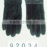Leather Gloves thumbnail-1