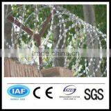 Wholesale China CE&ISO Certificated Galvanized Razor Barbed Wire(pro Manufacturer) thumbnail-1