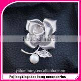 Wholesale Factory Price Rose Flower Grace Brooch in Stock for Wedding thumbnail-1