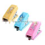 Factory Direct 24/6 Standard Strip Desk Stapler for Wholesales thumbnail-4