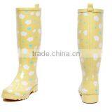 OEM Fashion Ladies Rubber Rain Boots High Top Waterproof 100% Natural Rubber Wellington Boots thumbnail-3
