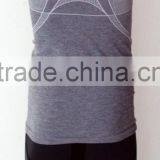 Latest Fashion Seamless Mens Tank Top thumbnail-3