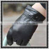 Peach Blossom Button Decorate Women Glove Deerskin Leather thumbnail-1