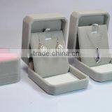 Custom Wholesale Small Velvet Jewelry Box for Wedding thumbnail-2