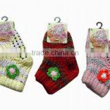 Anti-slip Striped Knitted Warm Cute Floor Socks With Flower thumbnail-4