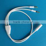 3.5mm Audio Splitter Cable thumbnail-2