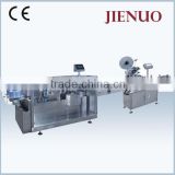 Automatic labeling machine and thermoforming equipment