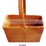 Square rattan fruit basket with handle