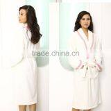 New Arrival Fashion White Casual Slip-On Sleepwear Wholesale thumbnail-1