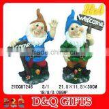 Polyresin dwarf with "WELCOME" plaque,garden decoration