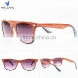 China Online Shopping Unisex Trade Wholesale Bulk Buy Fashion Sunglasses Uk Wooden Sunglasses Dropshipping thumbnail-2