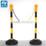 Yellow/Black Water Filled Barrier With Plastic Chain thumbnail-1