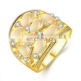 Wholesale Classic OEM/ODM Diamond Wedding Rings Crystal Gold Plated Yellow Rings Design for Ladies